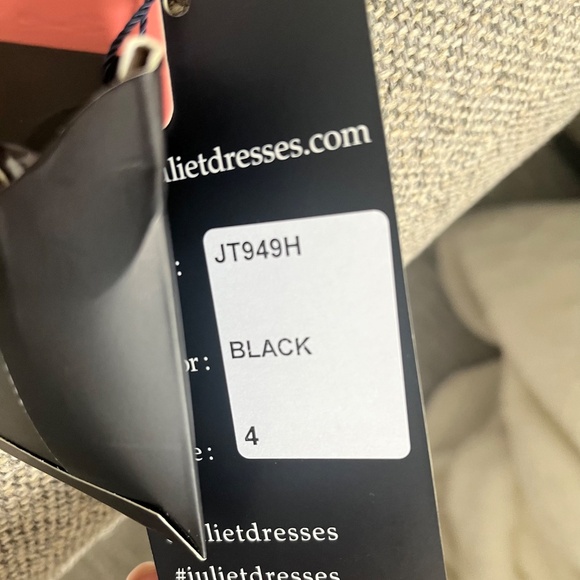 NEW with tags - size 4 Juliet HOCO dress - Picture 3 of 5